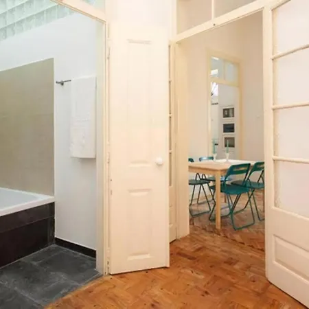 Alfama 1br With Mezzanine * Lizbona