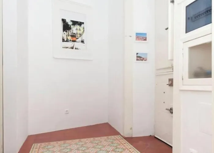 Apartment Alfama 1br With Mezzanine *